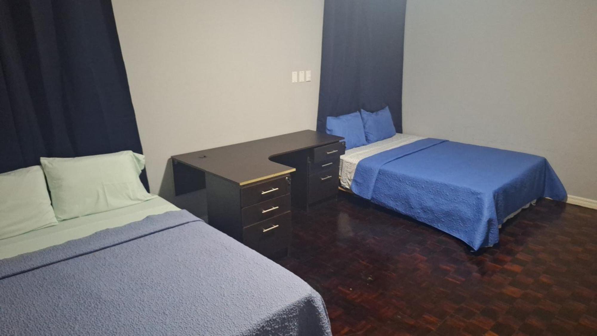 Carolina Hostel Сан-Хосе Экстерьер фото